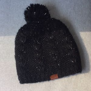 Black Roxy beanie